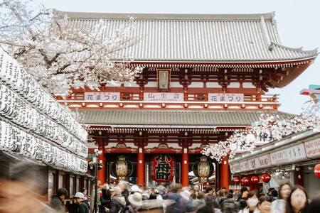 Japan’s Long-Standing Quest to Handle Mass Tourism: You Overlooked One Thing—70% of Hotels Are Understaffed