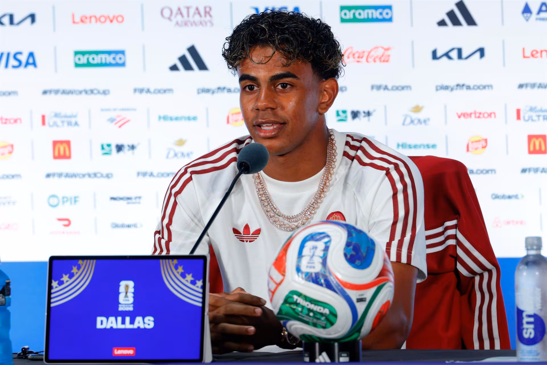 Lamine Yamal Responds to Rajoy’s Racist Column on France: “If Football Is Useful for Anything, It Is to Integrate”