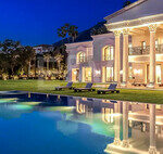 Millionaires Discover “Landmaxxing”: It’s Not Enough to Buy a Mansion; They Also Want Their Neighbors’ Properties