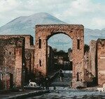 Some Fishermen from Benicarló Thought They Were Fishing for Roman Scrap Metal: It was the Largest Find of Medieval Helmets in Spain