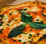 The Fried Pizza: A Controversial Creation from the US that Aided Naples After World War II