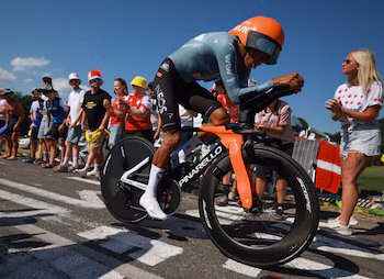 Tour de France Stage 17 – LIVE: Follow the Colombian Cyclists Minute by Minute