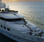 When Iran Closed the Strait of Hormuz, No One Dared to Cross It—Except a 300 Million Dollar Russian Superyacht