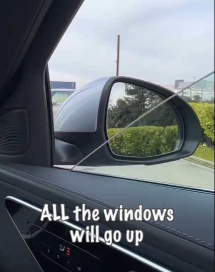 La función oculta hará que todas las ventanillas del coche se abran a la vez, evitando los olores y asegurando el motor.