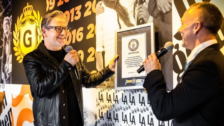 Guus Meeuwis recibe una mención en el Libro Guinness de los Récords (foto: ANP).