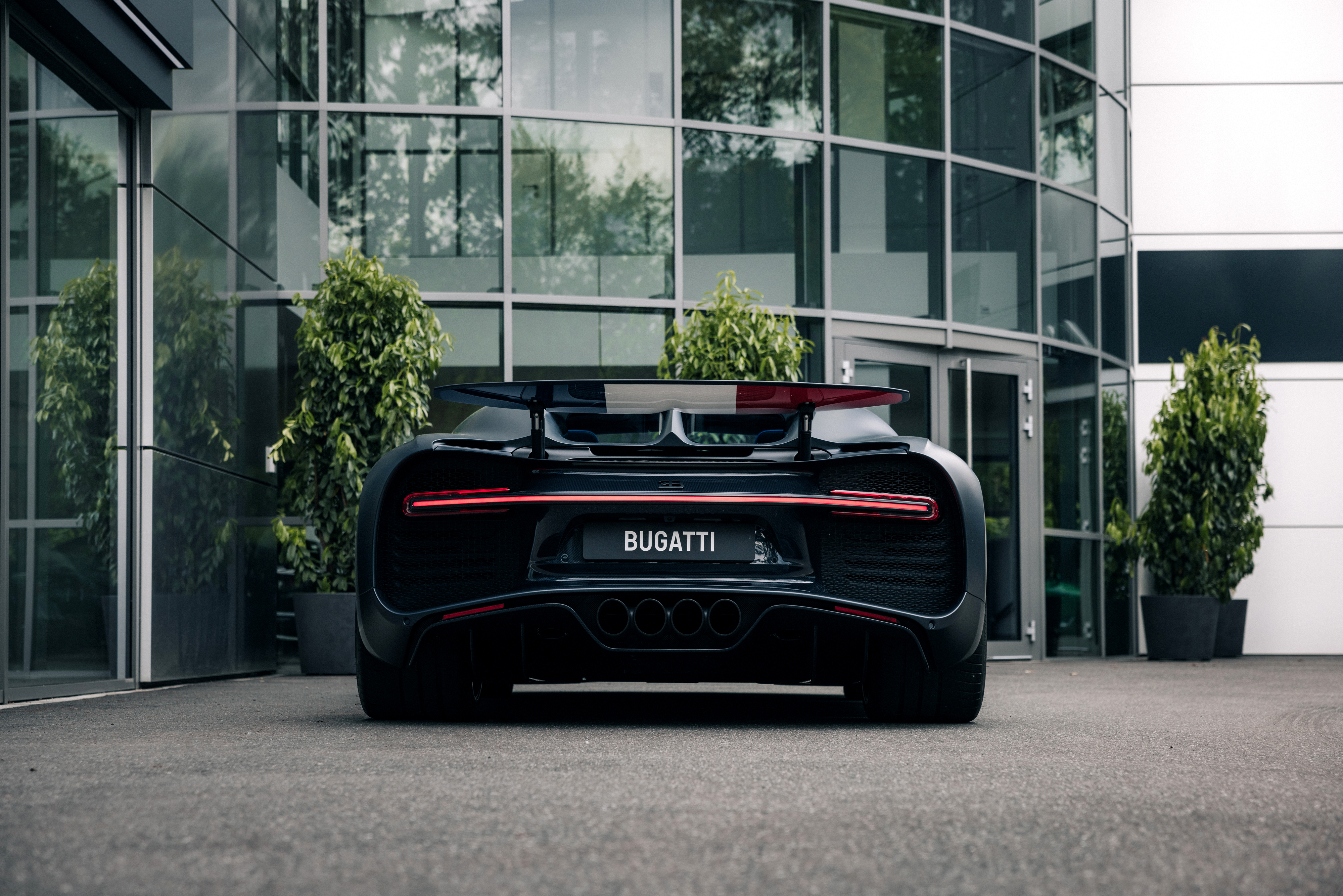 El Bugatti Chiron Sport sale a subasta con sólo 907 millas en el reloj