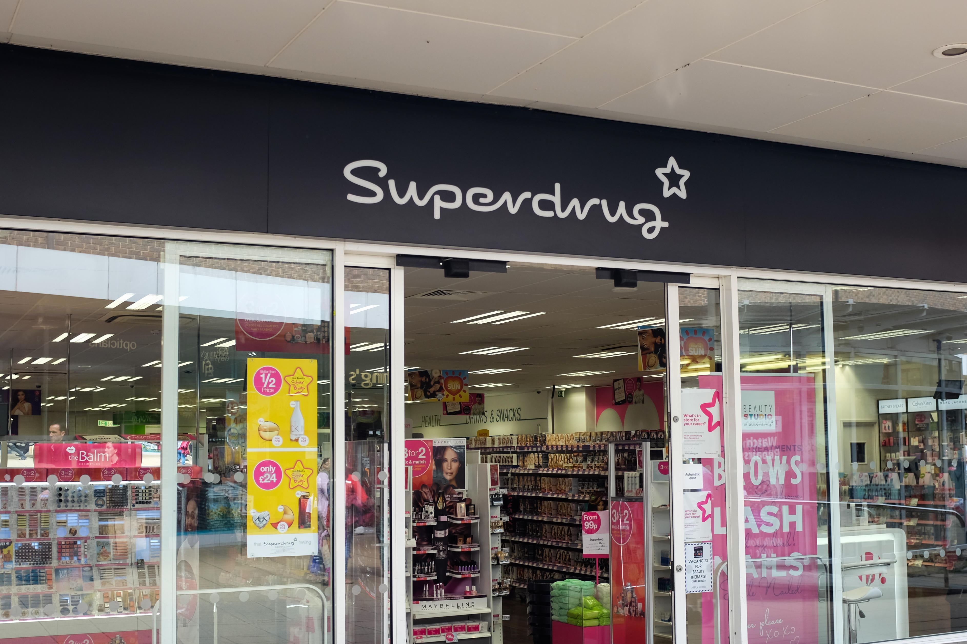 Superdrug ofrece una gama de engaños para aquellos que quieren recortar sus gastos.