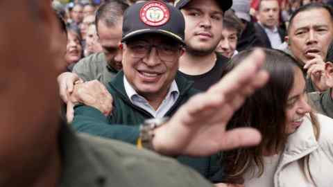 Gustavo Petro en un mitin del Primero de Mayo en Bogotá
