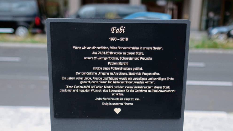 La placa conmemorativa de Fabien