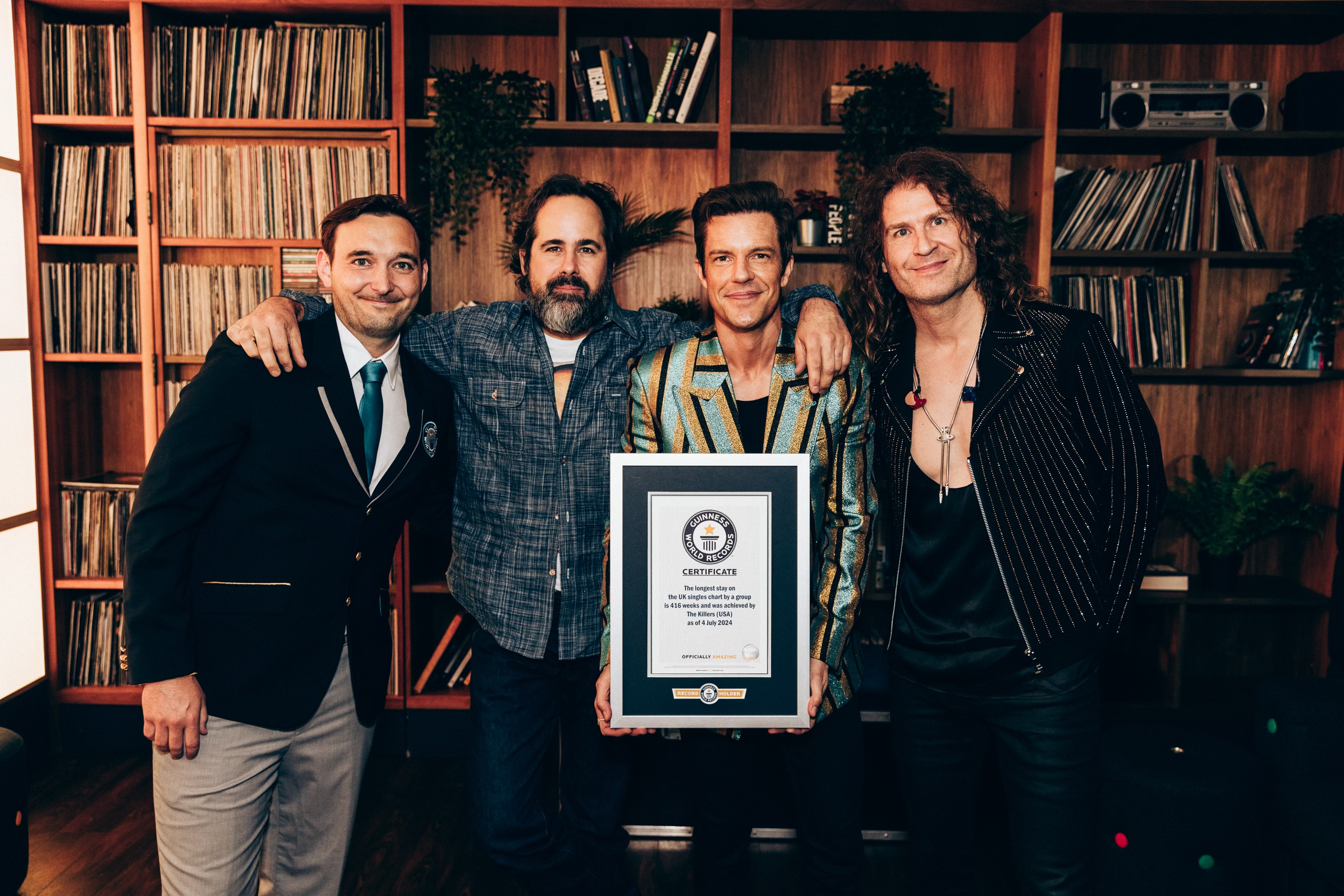 The Killers han recibido dos récords mundiales Guinness por su canción de 2023 Mr Brightside