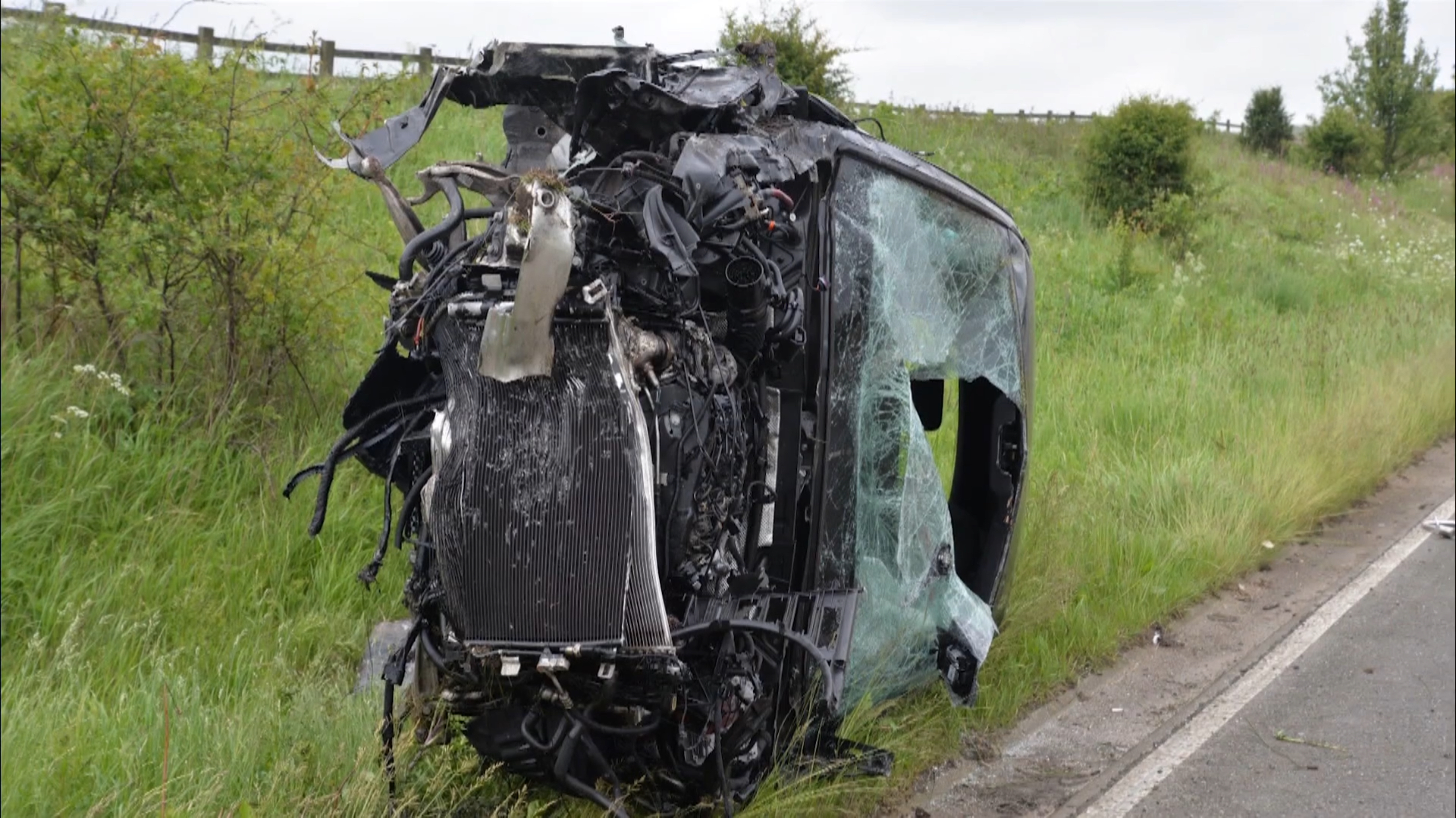 En la imagen: el Audi de Anderson después del accidente