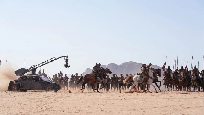 Una escena de la película 'Desert Warrior' que se está filmando en la zona económica de Neom