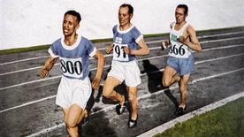 Juegos Olímpicos de Ámsterdam 1928: Paavo Nurmi quedó segundo en los 10.000 metros, detrás de Ville Ritola y por delante de Edvin Wide