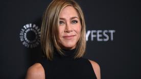 Jennifer Aniston llega a una proyección de "El programa de la mañana" Durante PaleyFest, el 12 de abril de 2024, en el Dolby Theatre de Los Ángeles.