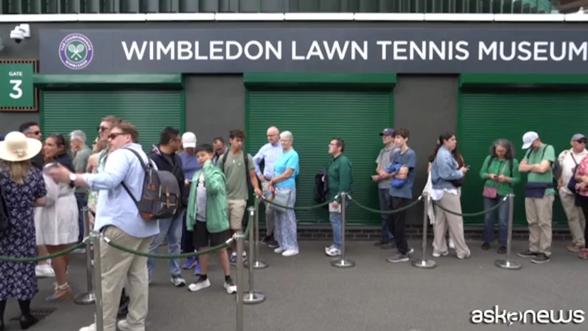 Comienza Wimbledon: aficionados haciendo cola para conseguir entradas, Sinner y Alcaraz favoritos, Murray sueña con la última vez
