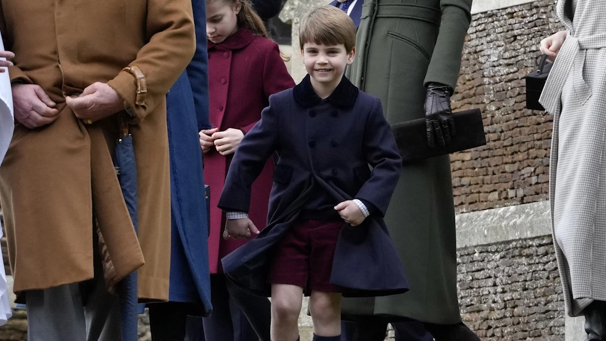 El príncipe Luis corre tras Charlotte: el debut navideño en Sandringham es 