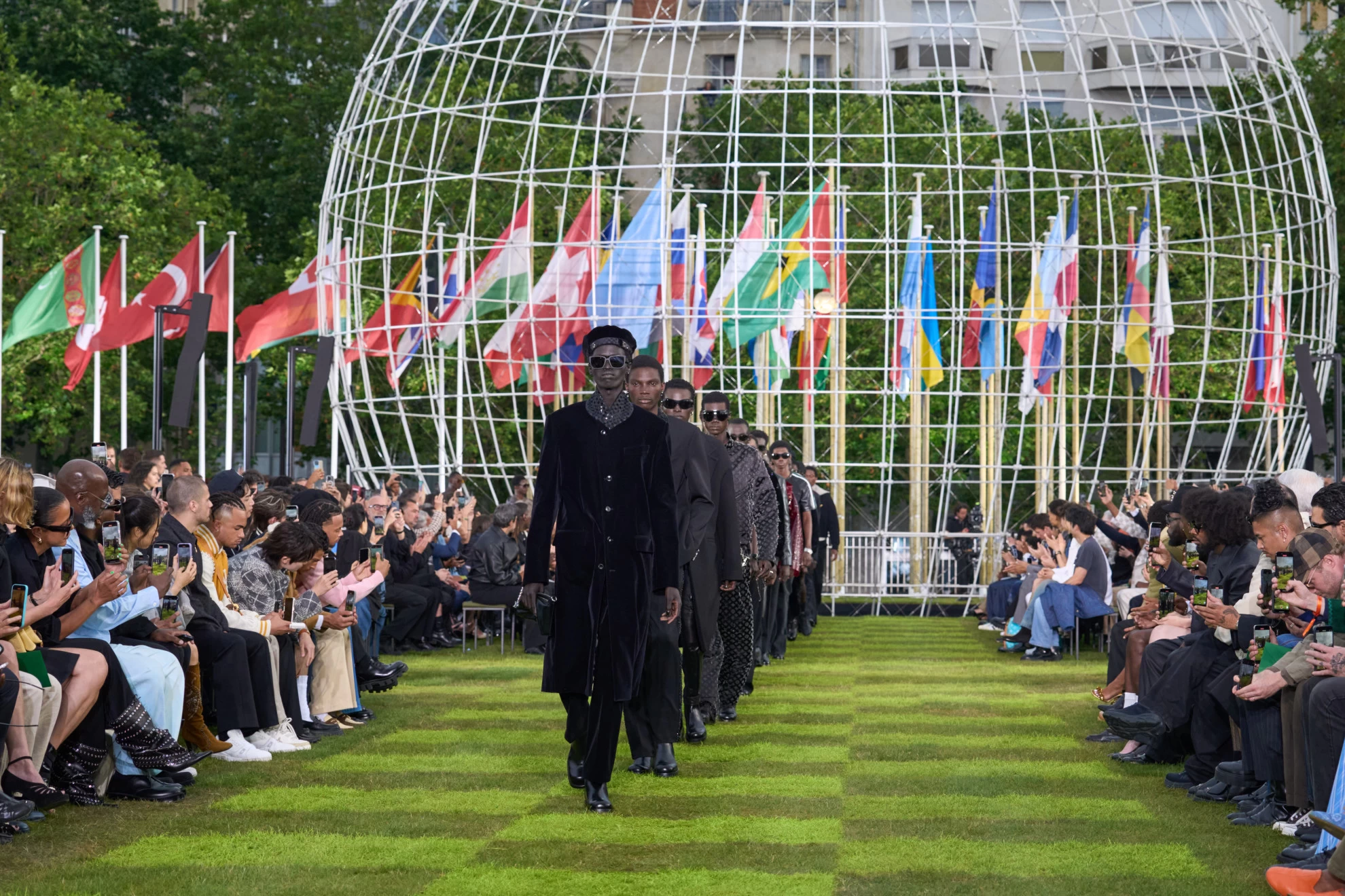 Moda masculina en París, Pharrell Williams para Vuitton entre diversidad y universalismo