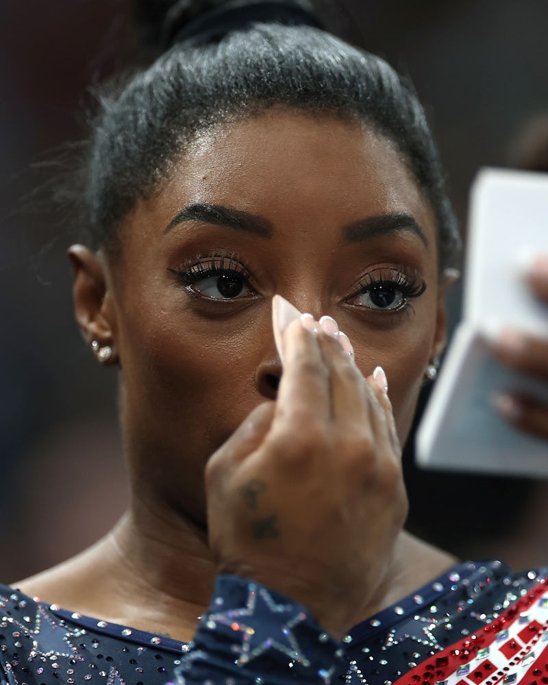 Maquillaje Fenty de Simone Biles