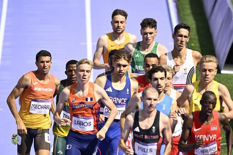 Niels Laros en acción en la serie de 1500 metros (foto: ANP 2024/Jasper Jacobs BELGA).