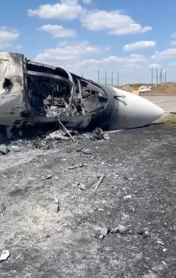 En el lugar del accidente se encontraba el avión ruso Su-34 destruido