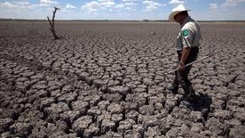 Cauce seco de un río en Texas, imagen de archivo