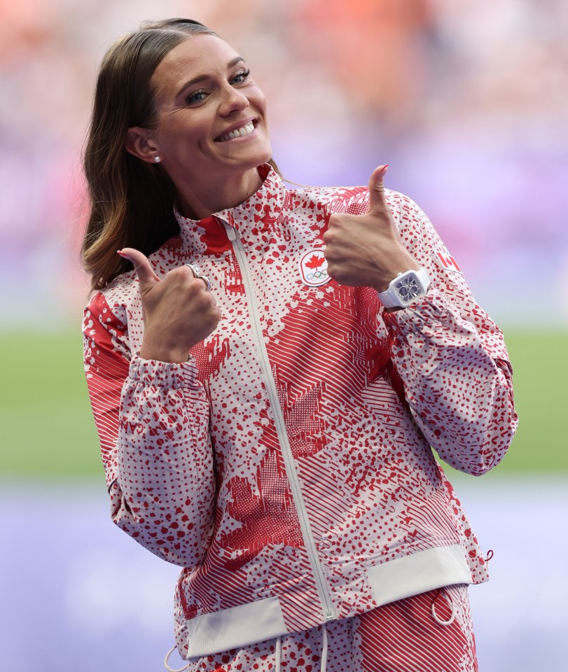 Newman ganó la primera medalla de Canadá en salto con pértiga femenino