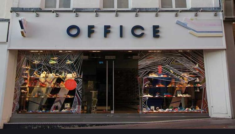 Office Shoes en Bournemouth cierra sus puertas