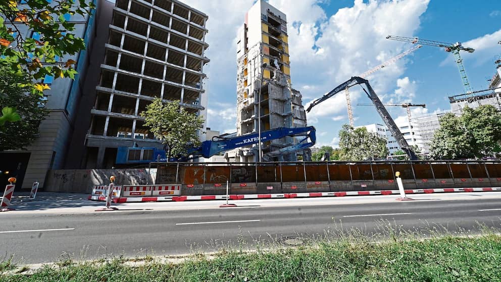 La obra de construcción en Urania