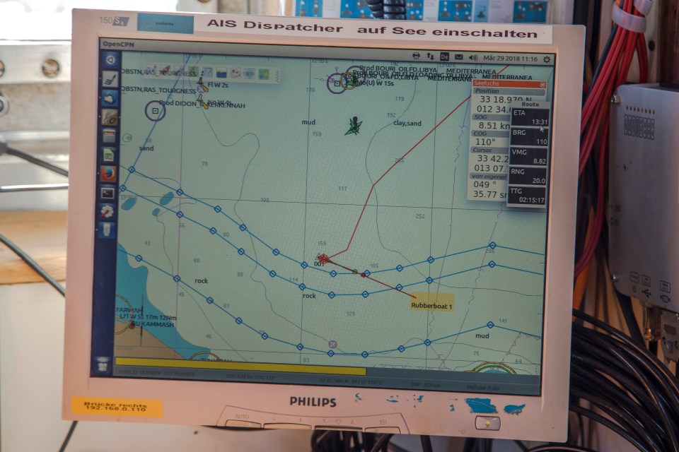 Una pantalla del Sistema de Identificación Automática (AIS) que muestra el recorrido de un barco (imagen de archivo)