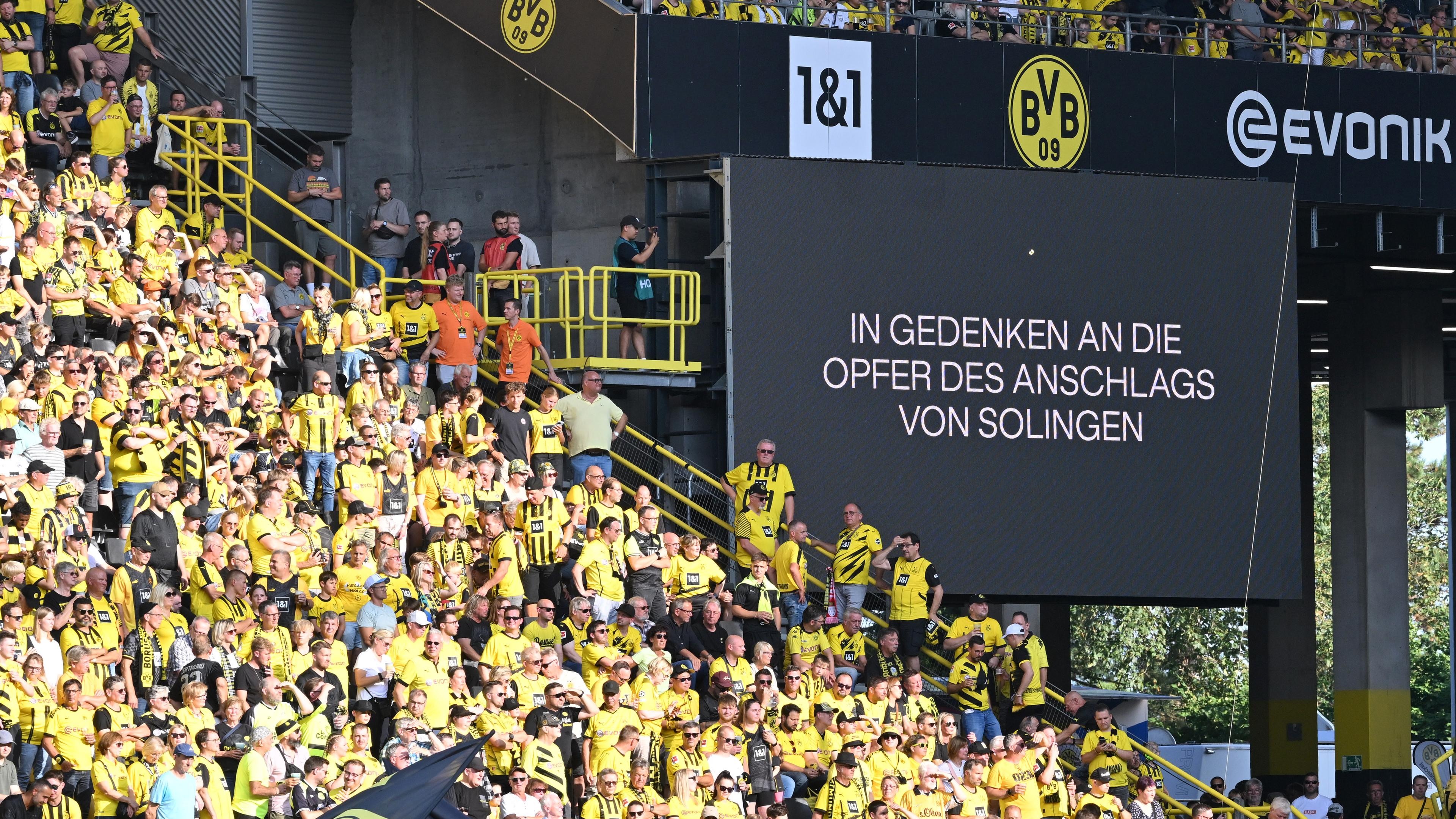 Condolencias en el estadio del BVB tras el atentado de Solingen.