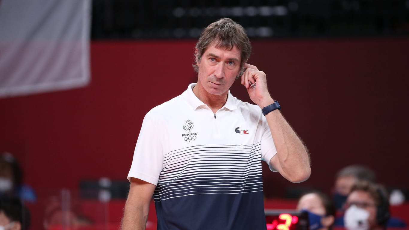 Laurent Tillie: La selección francesa de voleibol ganó el oro en Tokio bajo su dirección como entrenador.