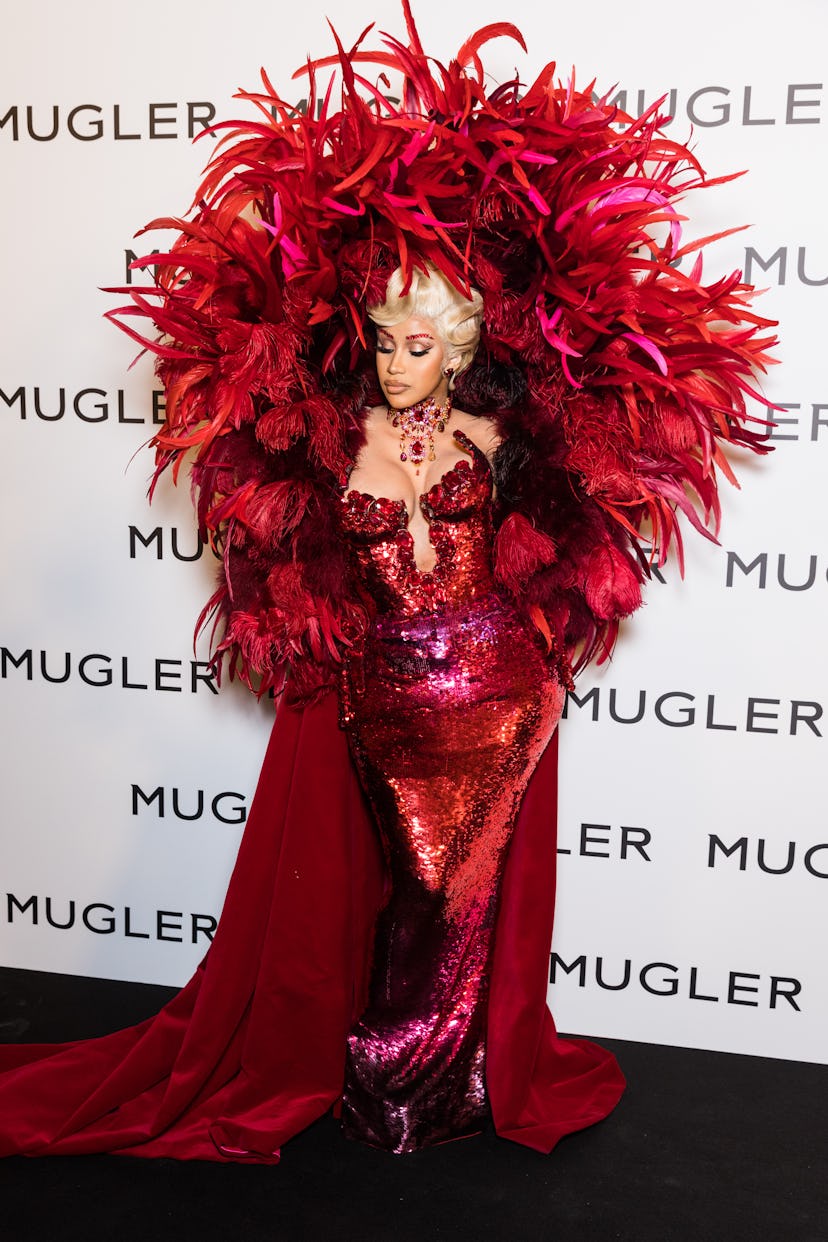 Cardi B asiste a la "Thierry Mugler: Alta Costura" Sesión fotográfica