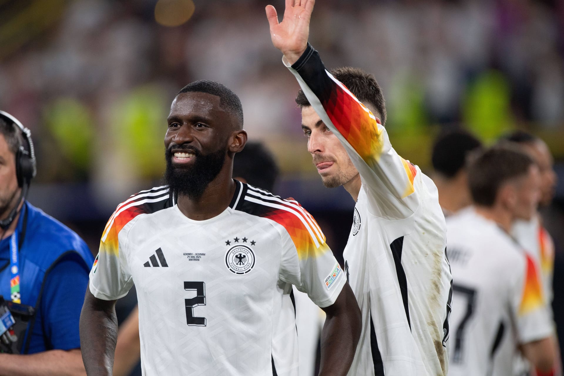 Antonio Rüdiger (izquierda) y Kai Havertz: representarán a Kimmich como capitán en la DFB.