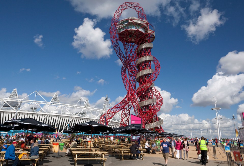 La torre fue construida para conmemorar los Juegos Olímpicos de Londres 2012.