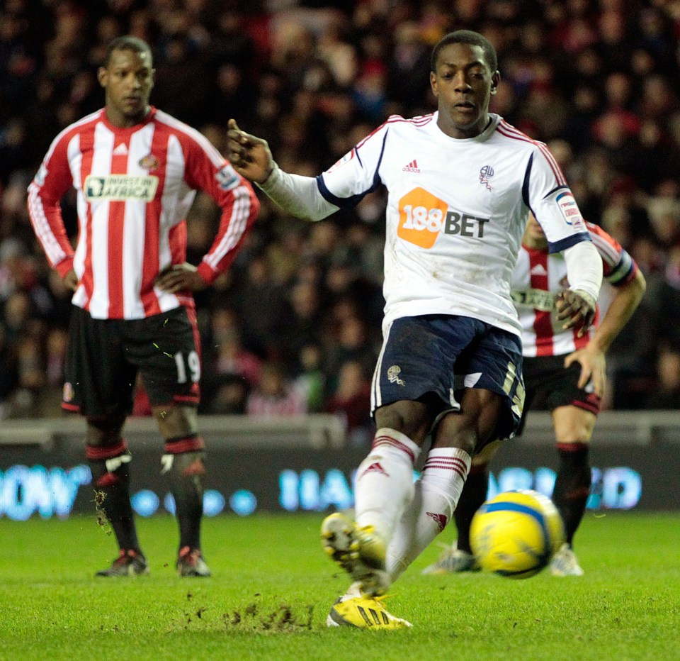 Marvin Sordell tenía el récord anterior con 17