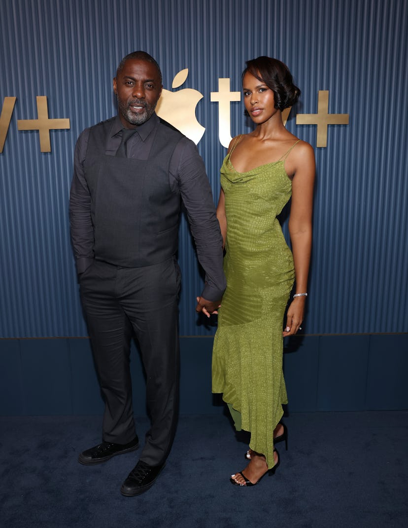 Idris Elba y Sabrina Dhowre Elba en la fiesta Primetime Emmy de Apple TV+ celebrada en Mother Wolf el 9 de septiembre...