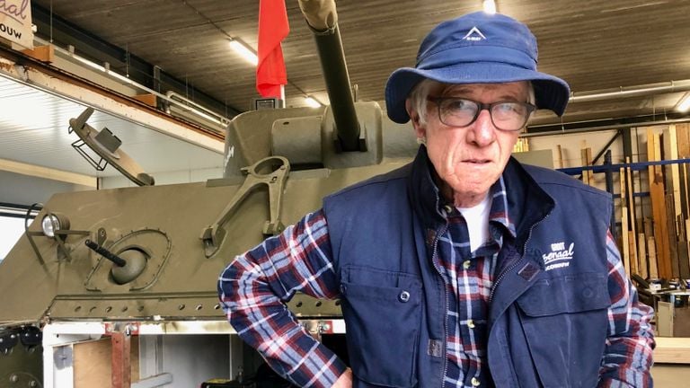 Ferd con el tanque Sherman en 2019 (foto de archivo: Erik Peeters)