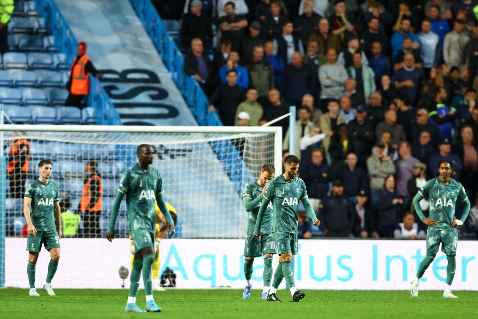 El Tottenham no gana un trofeo desde hace 16 años y casi fue eliminado por el Coventry