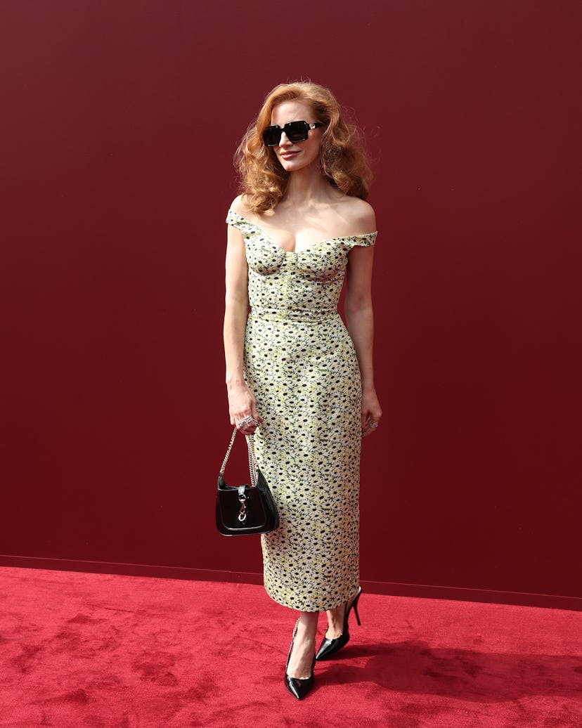 Jessica Chastain asiste al desfile de moda femenina primavera verano 2025 de Gucci 