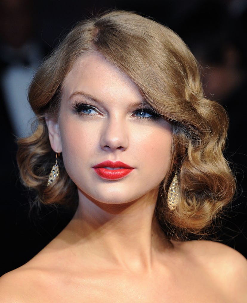 Taylor Swift falso bob 2012