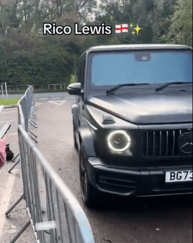 Rico Lewis posee un Mercedes G Wagon