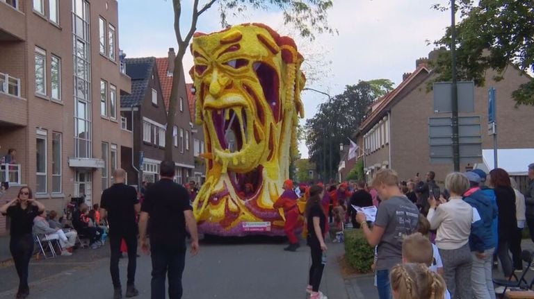 El coche ganador del Buurtschap Oud Dommelen.