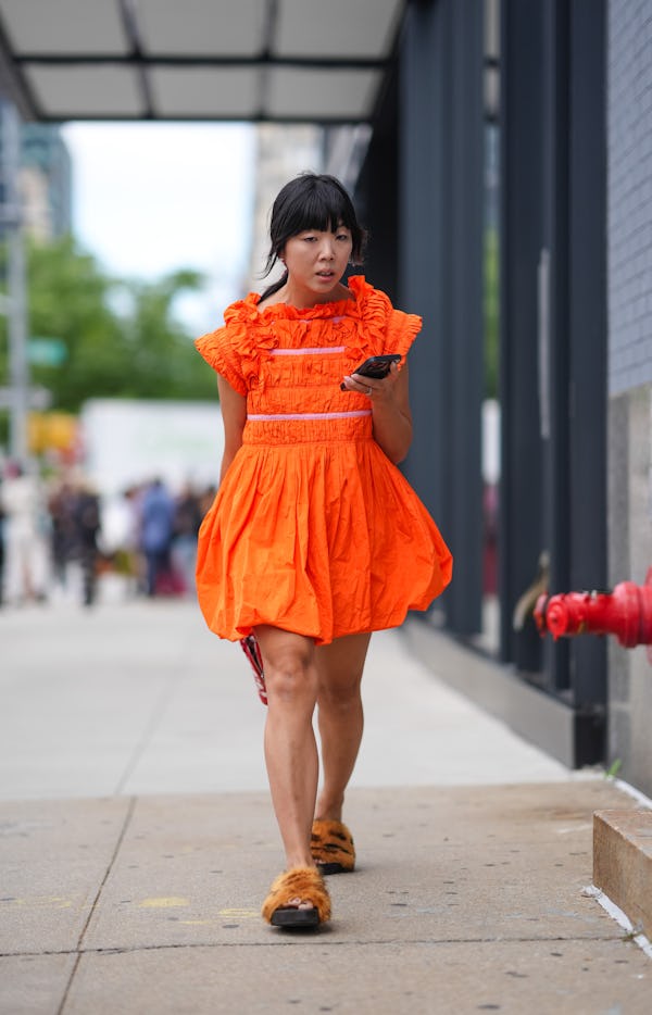 La tendencia del color naranja en la Semana de la Moda de Nueva York primavera/verano 2025