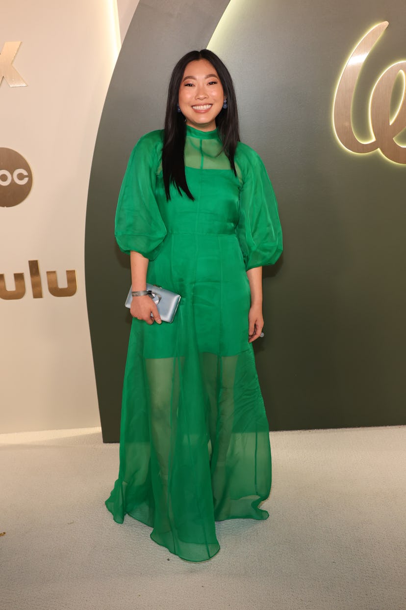 Awkwafina asiste a la celebración de los premios Emmy de The Walt Disney Company