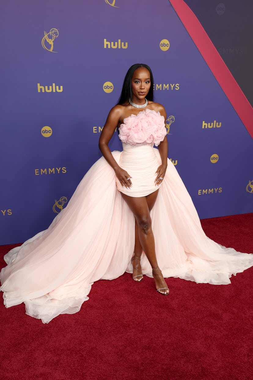 Los looks de moda de los Emmy 2024 