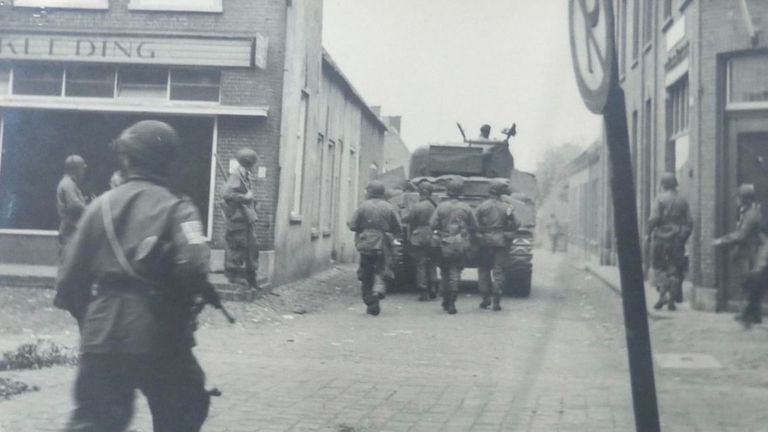 Las tropas aerotransportadas pasan de Eerde a Schijndel (foto: archivo) 