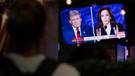 El expresidente estadounidense Donald Trump y la vicepresidenta estadounidense Kamala Harris en su primer debate televisivo.