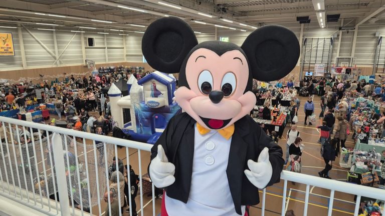 Por supuesto, también estuvo presente Mickey Mouse (foto: Omroep Brabant).