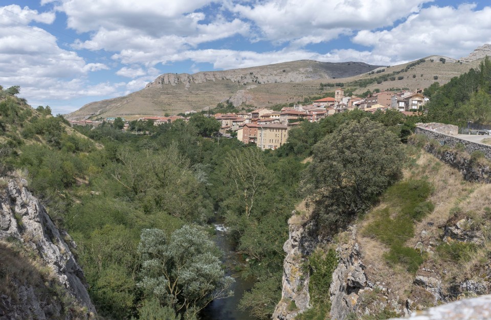 El pueblo de Anguiano ubicado en La Rioja, España.