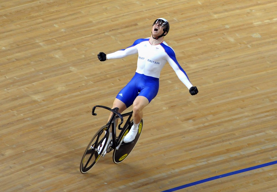 Hoy ganando el oro en la final de sprint masculino en los Juegos Olímpicos de Beijing 2008